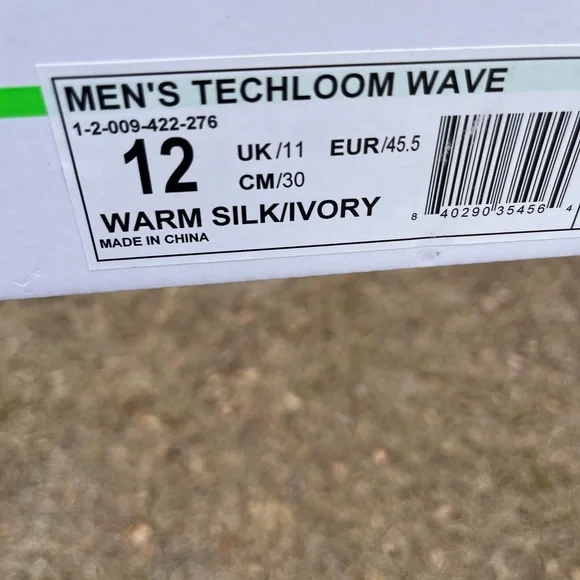 NWT APL Techloom Wave Mens 12 in Warm Silk/Ivory